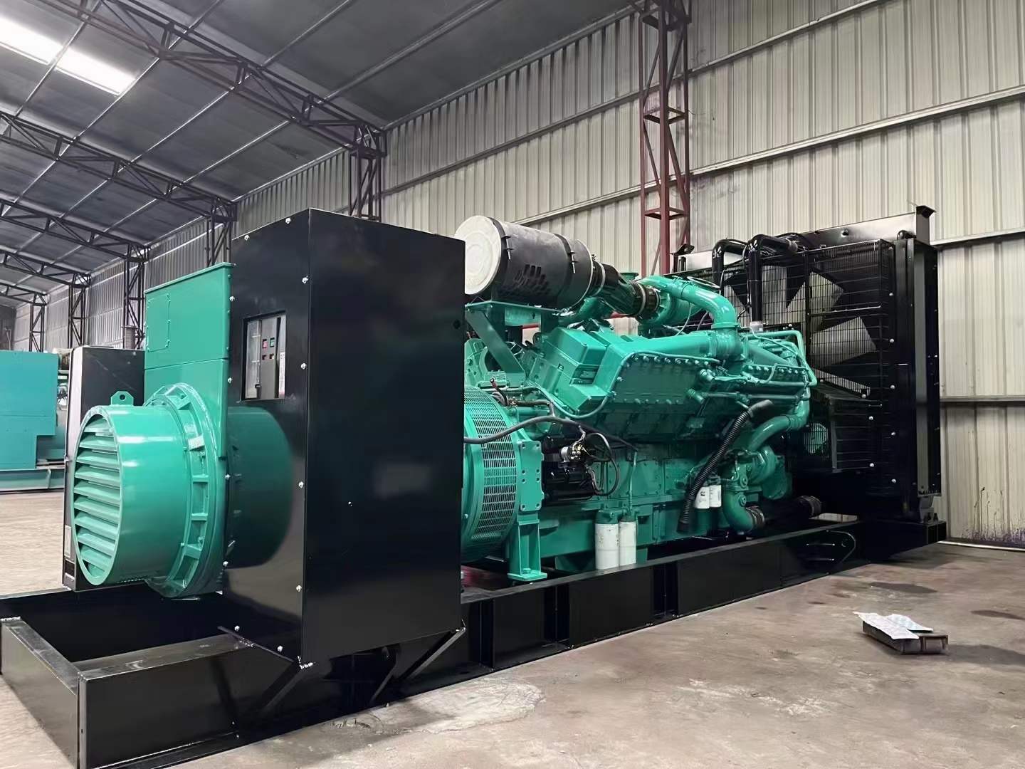 舒城如何降低 800kW 柴油发电机输出电流的波动？